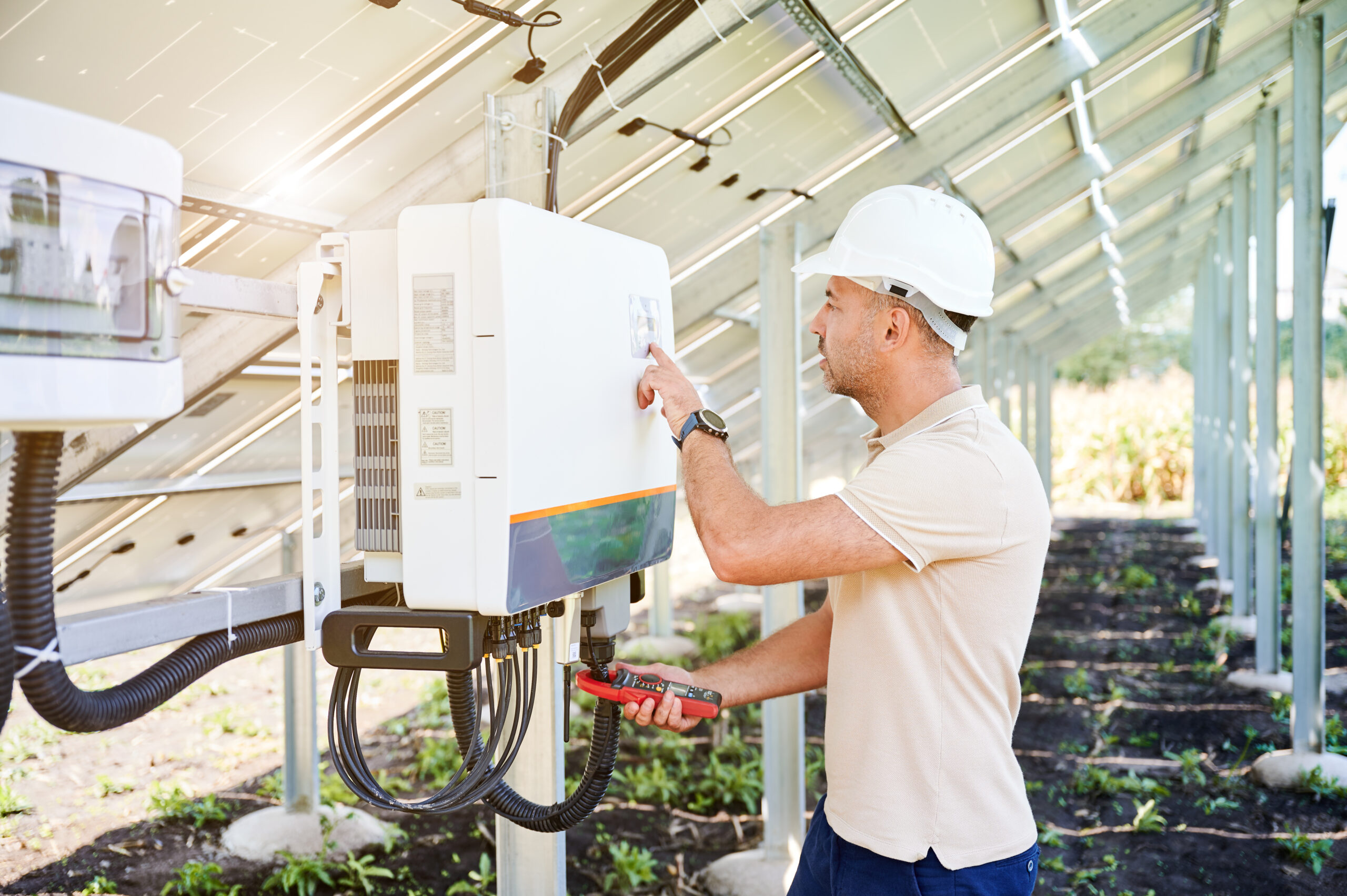 Which Type Of Solar Inverter Is The Best For You ?